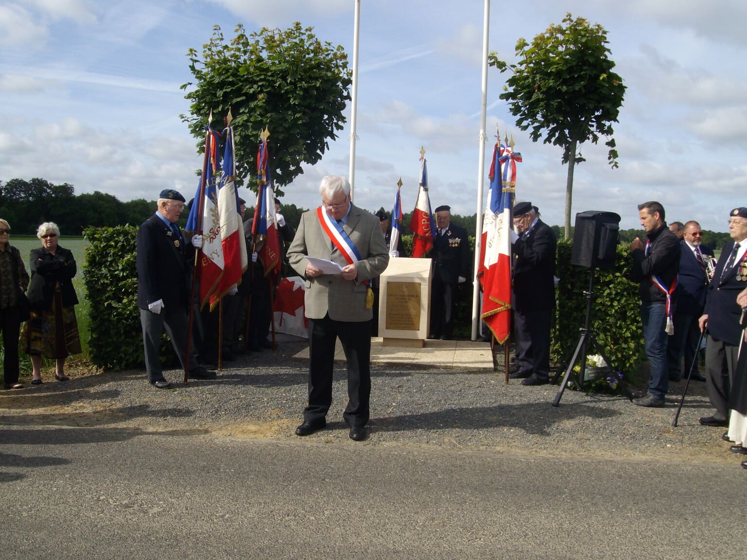 Gérard LEU maire de LANTHEUIL